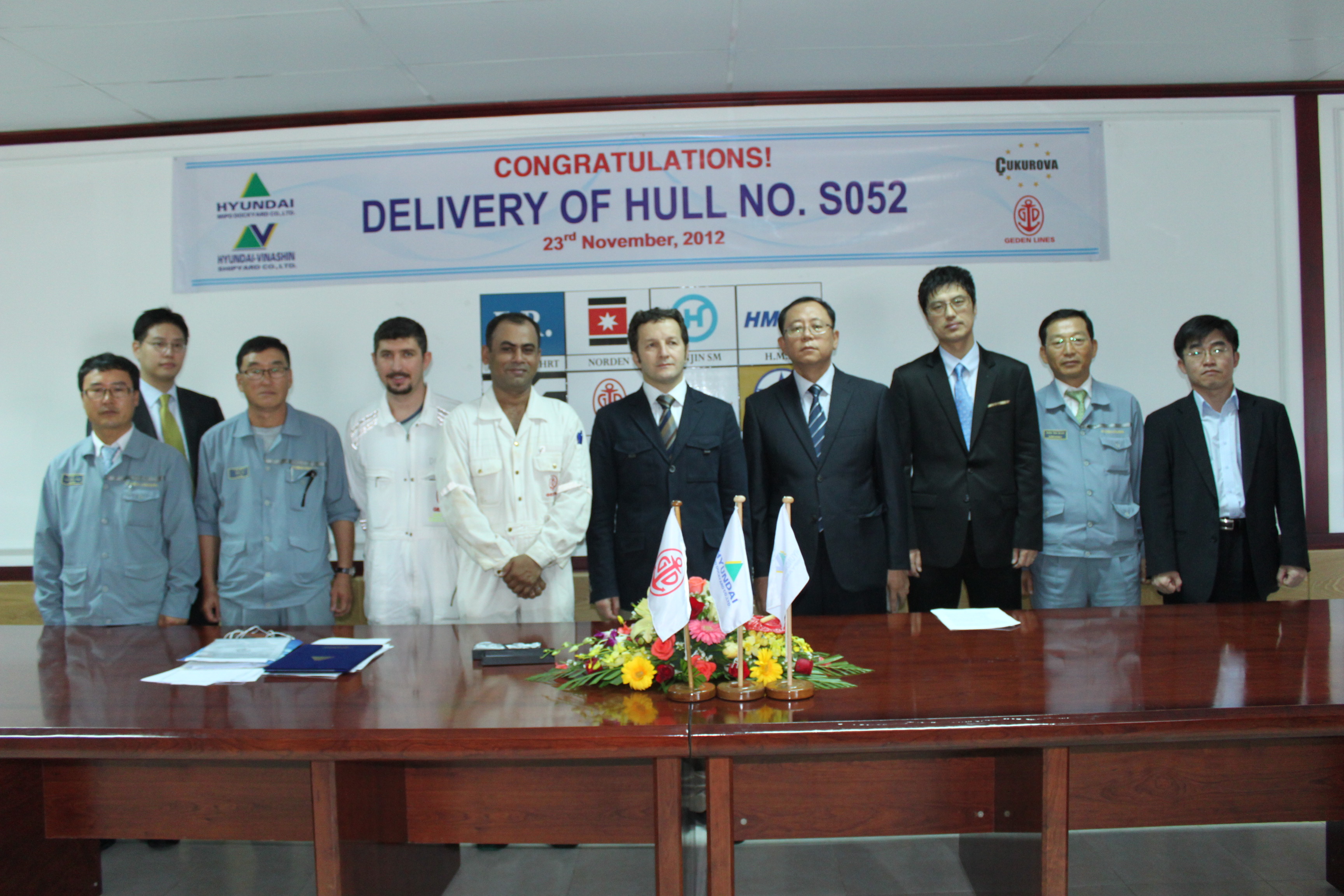 Delivery Signing of S052